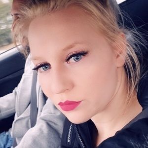 Meet your Posher, Stephenie